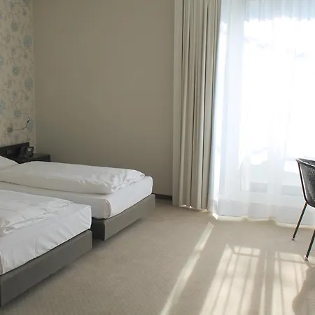 Otel Senats Köln