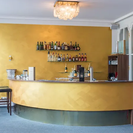 Senats 3* Köln